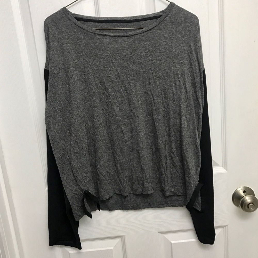 NWOT Maison Martin Margiela gray/black top